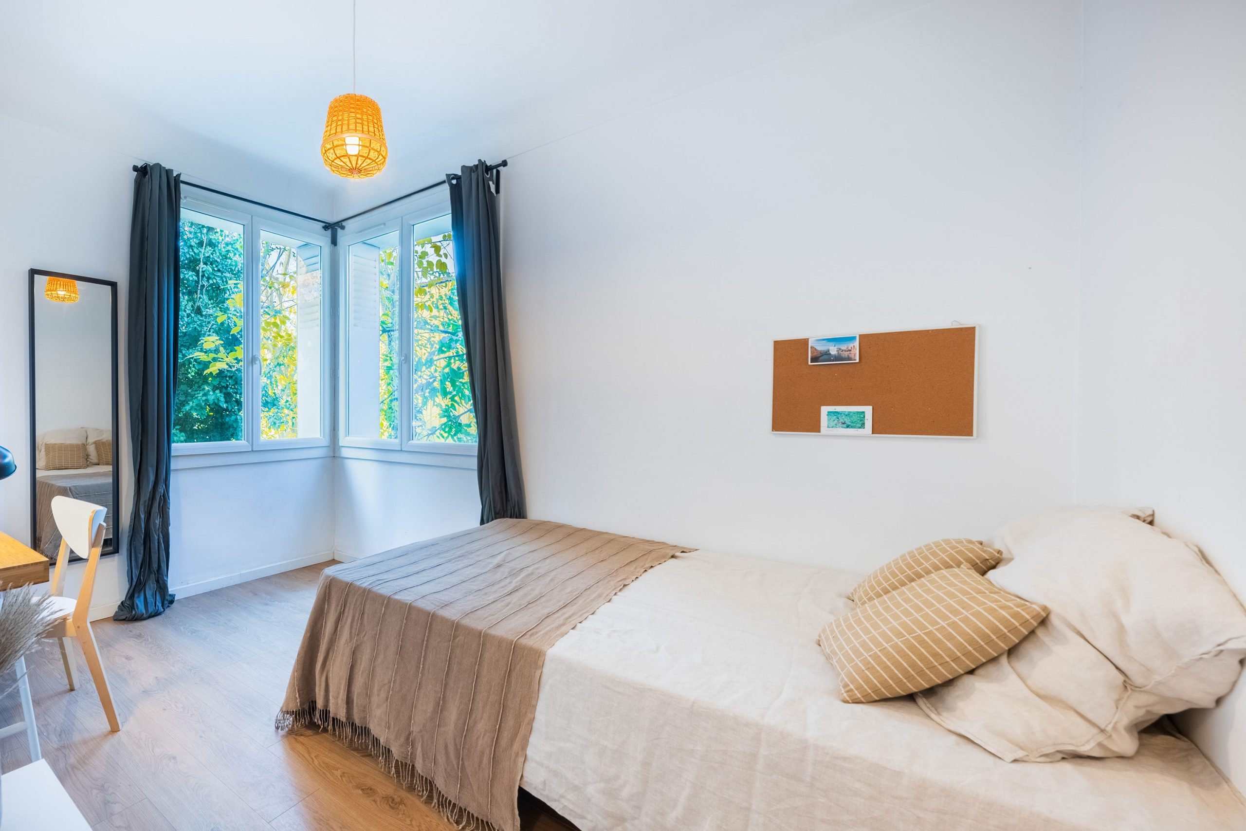 colocation-aix-blondel-chambre-2