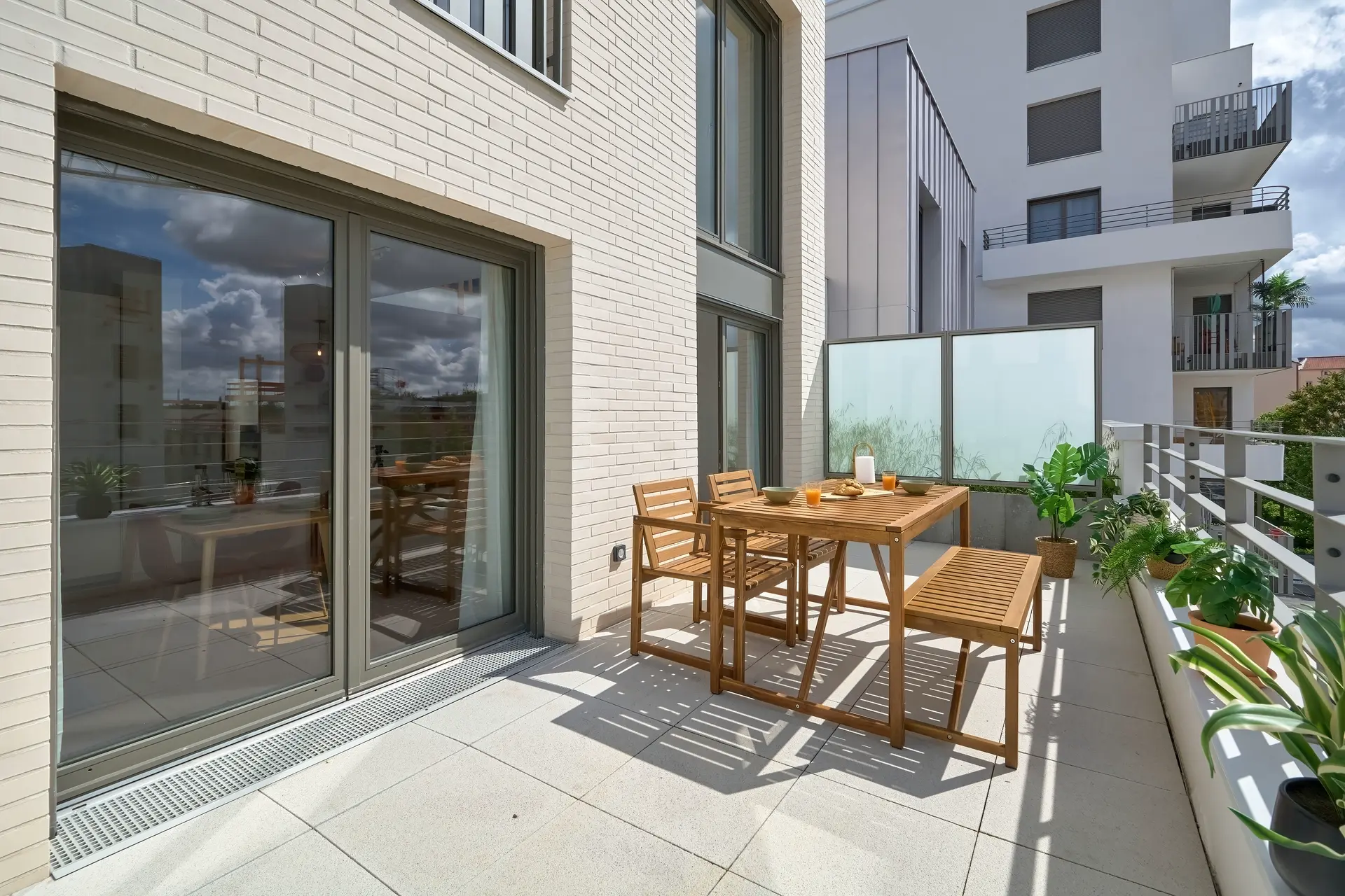 colocation-paris-colombes-terrasse